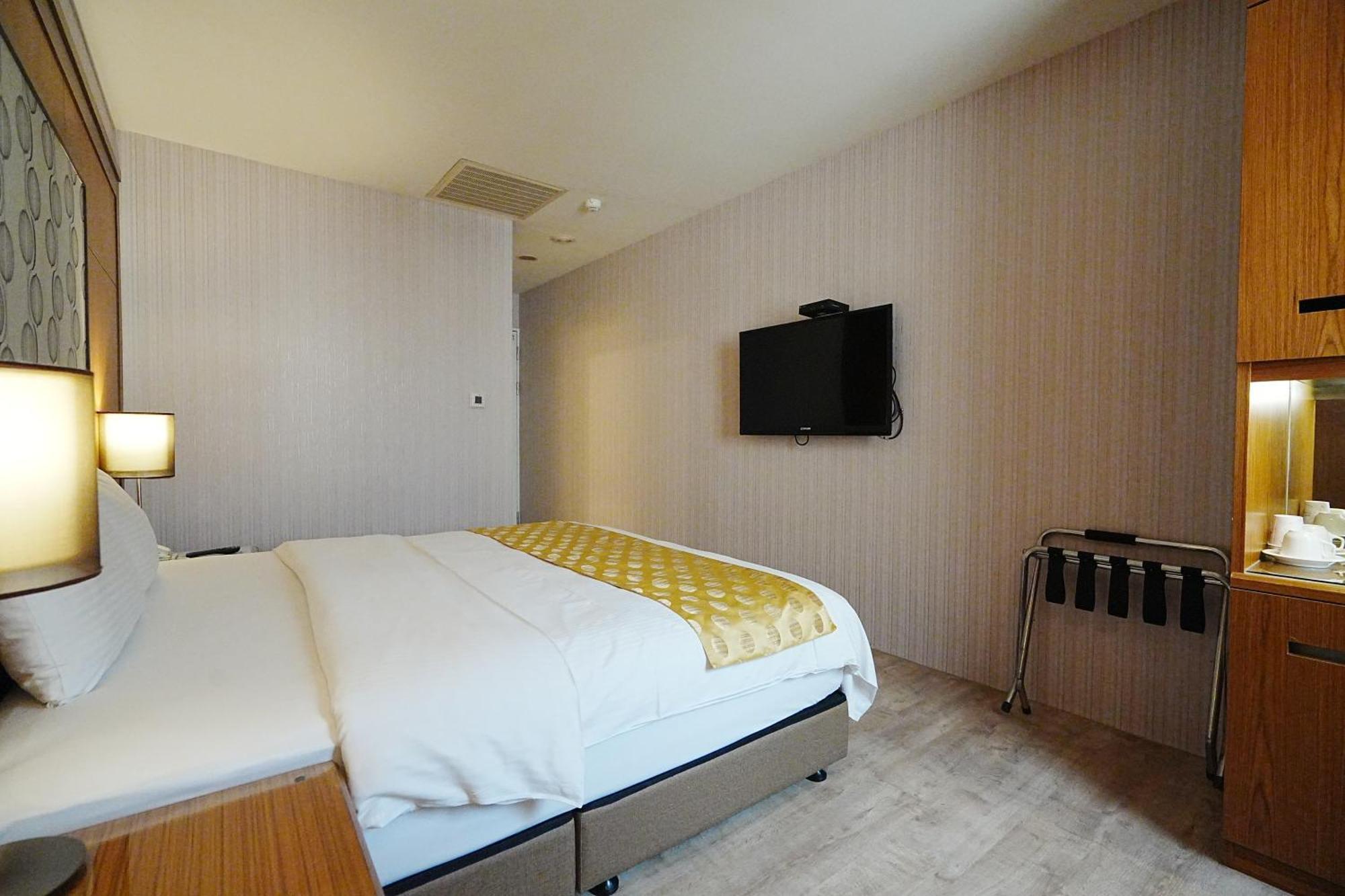 York Hotel Taipei Extérieur photo