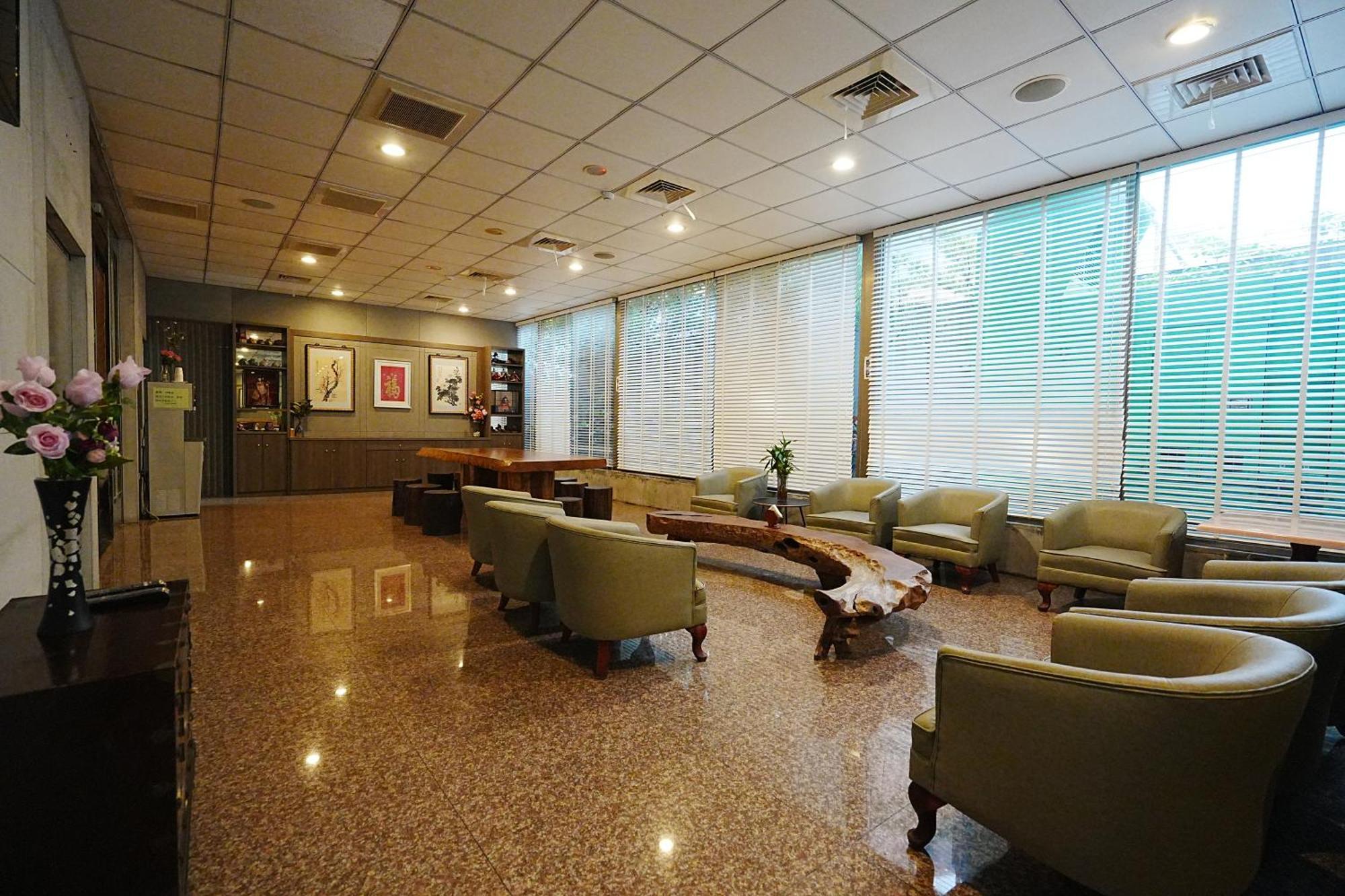 York Hotel Taipei Extérieur photo