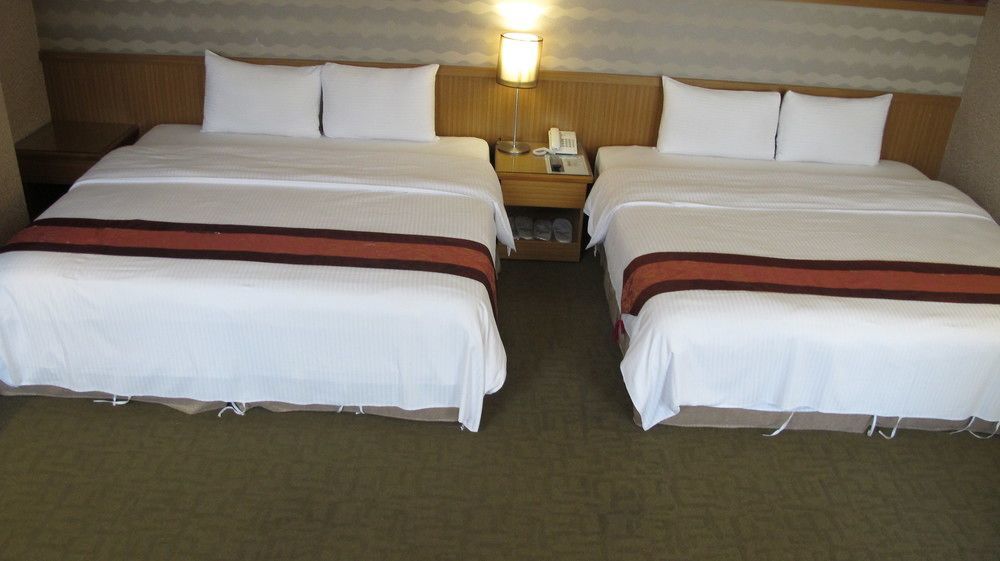 York Hotel Taipei Extérieur photo